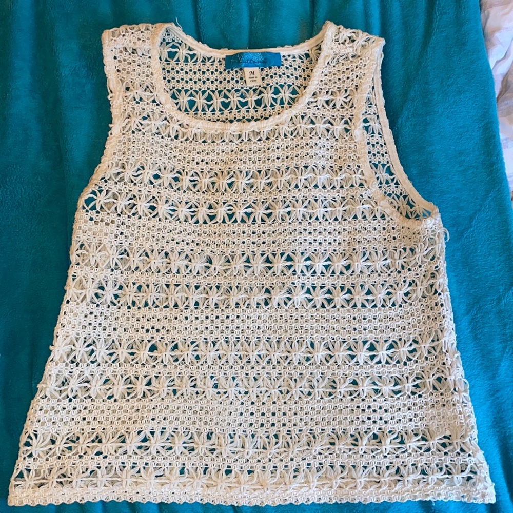 White knit tank top 🤍